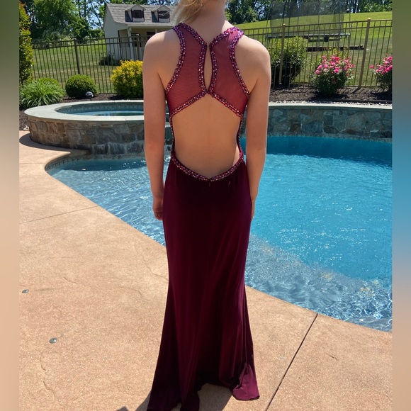 Burgundy Prom/Ball Gown Dress - Picture 4 of 7